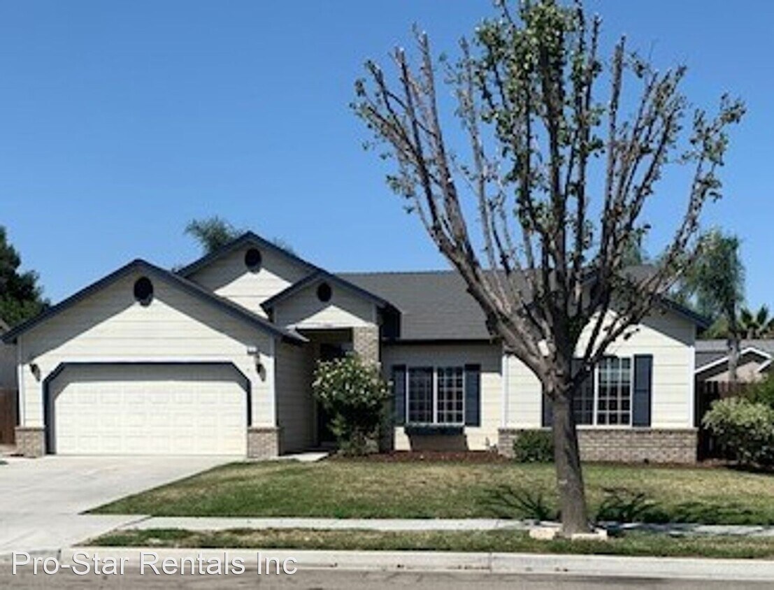 Primary Photo - 4 br, 2 bath House - 915 Birch