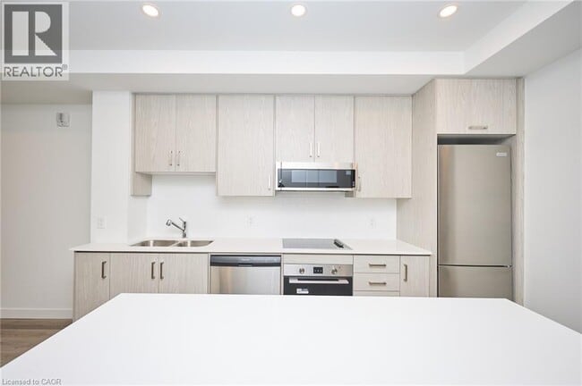 Photo du bâtiment - 461 Green Rd