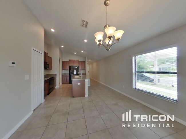 Building Photo - 10129 Carloway Hills Dr