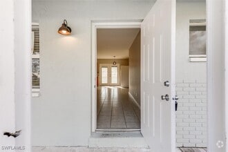 Building Photo - 3936 Northside Cir