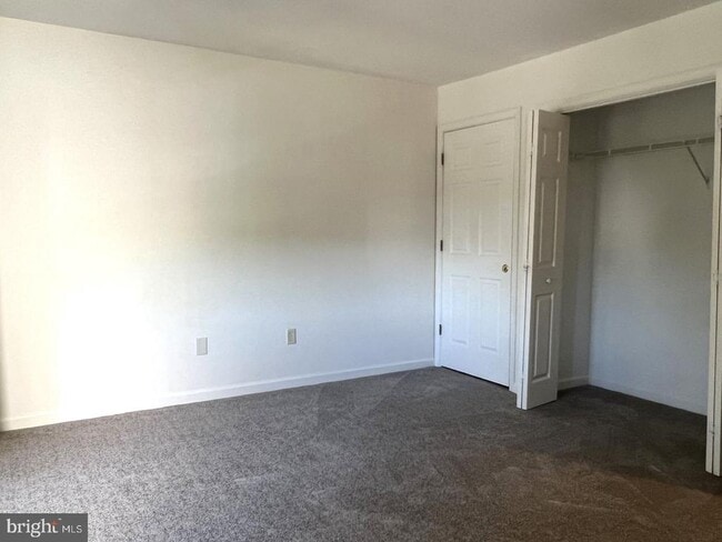 Foto del edificio - 406 S Spinnaker Ln