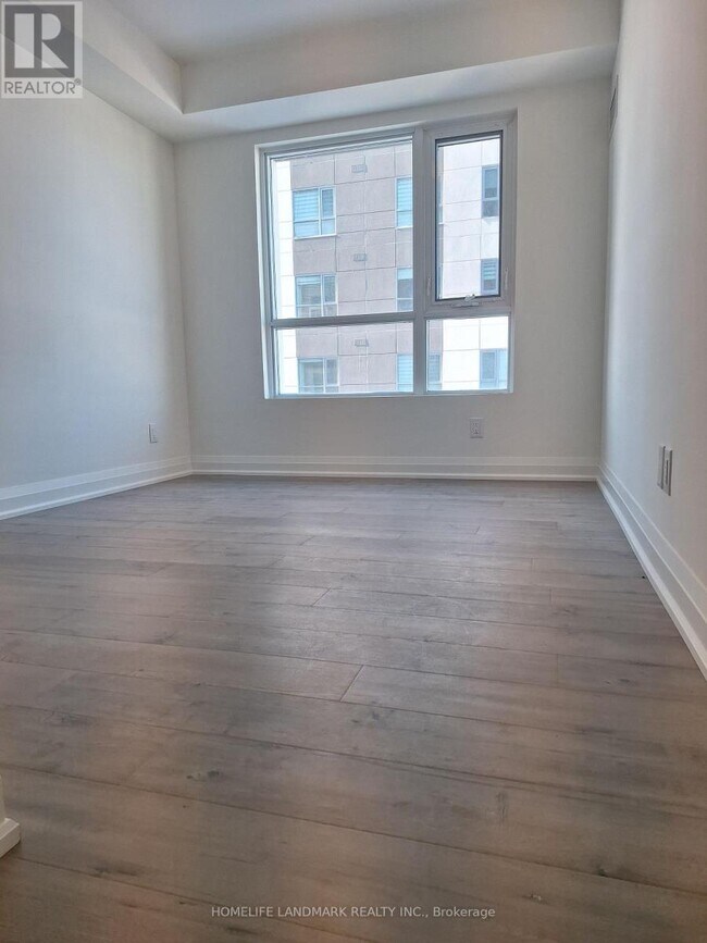 Building Photo - 58 Lakeside Ter