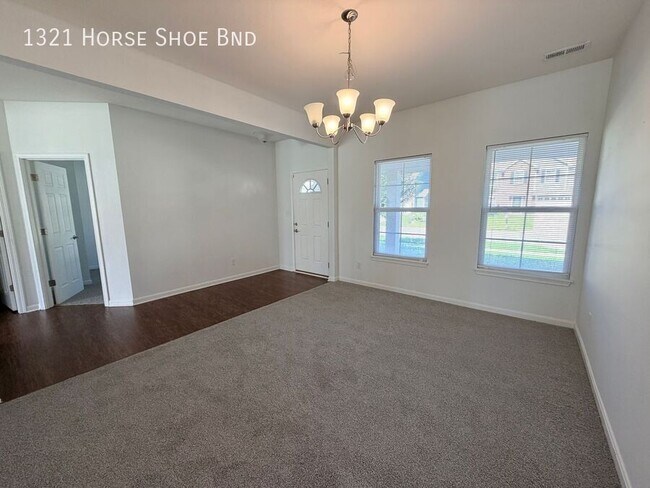 Building Photo - 1321 Horse Shoe Bnd