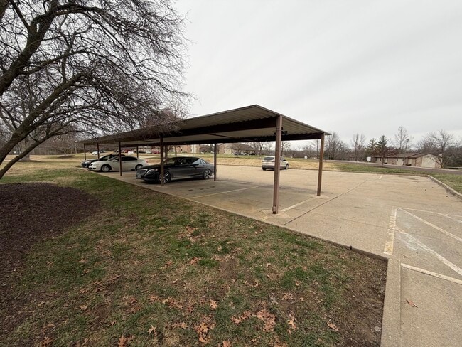 Building Photo - 1887 Waterfront Dr N