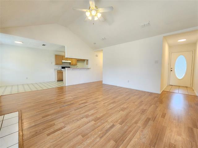 Foto del edificio - 414 Dakota Dr