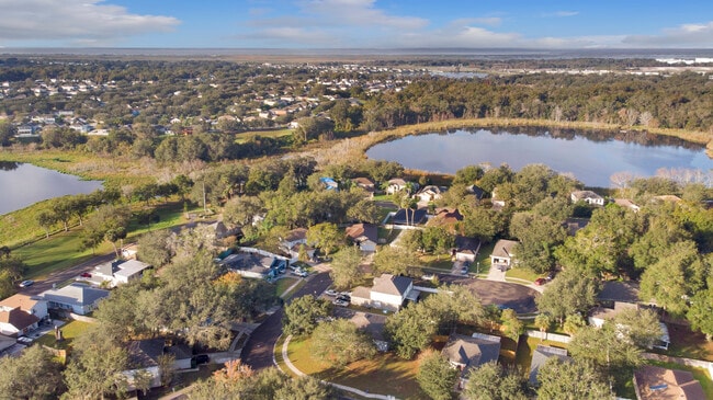 Building Photo - 631 Doe Cove Pl