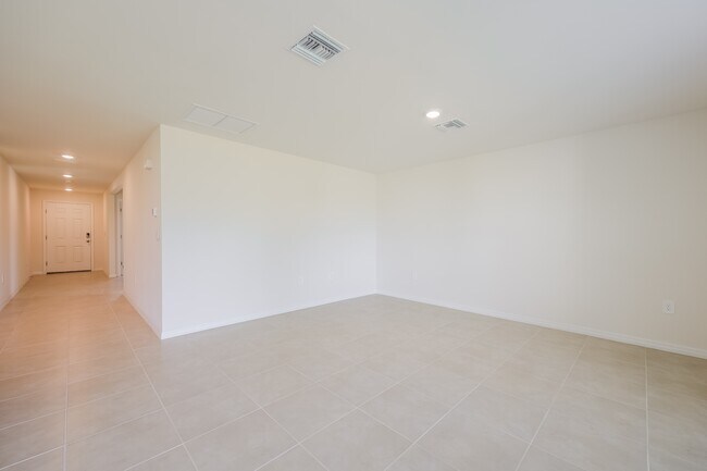 Foto del edificio - 2815 52nd St W