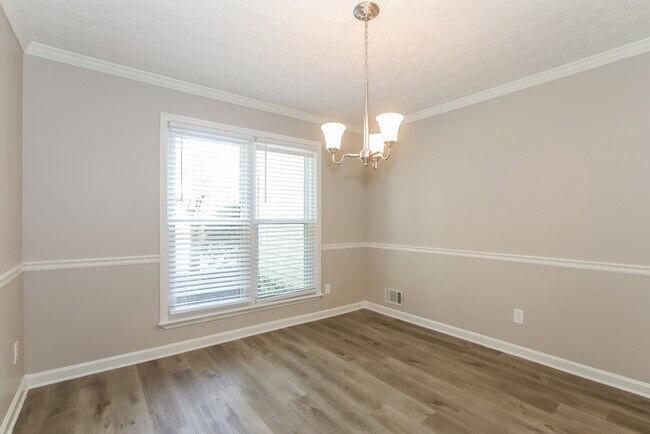 Foto del edificio - Stylish 4-bedroom Home in Lawrenceville	GA