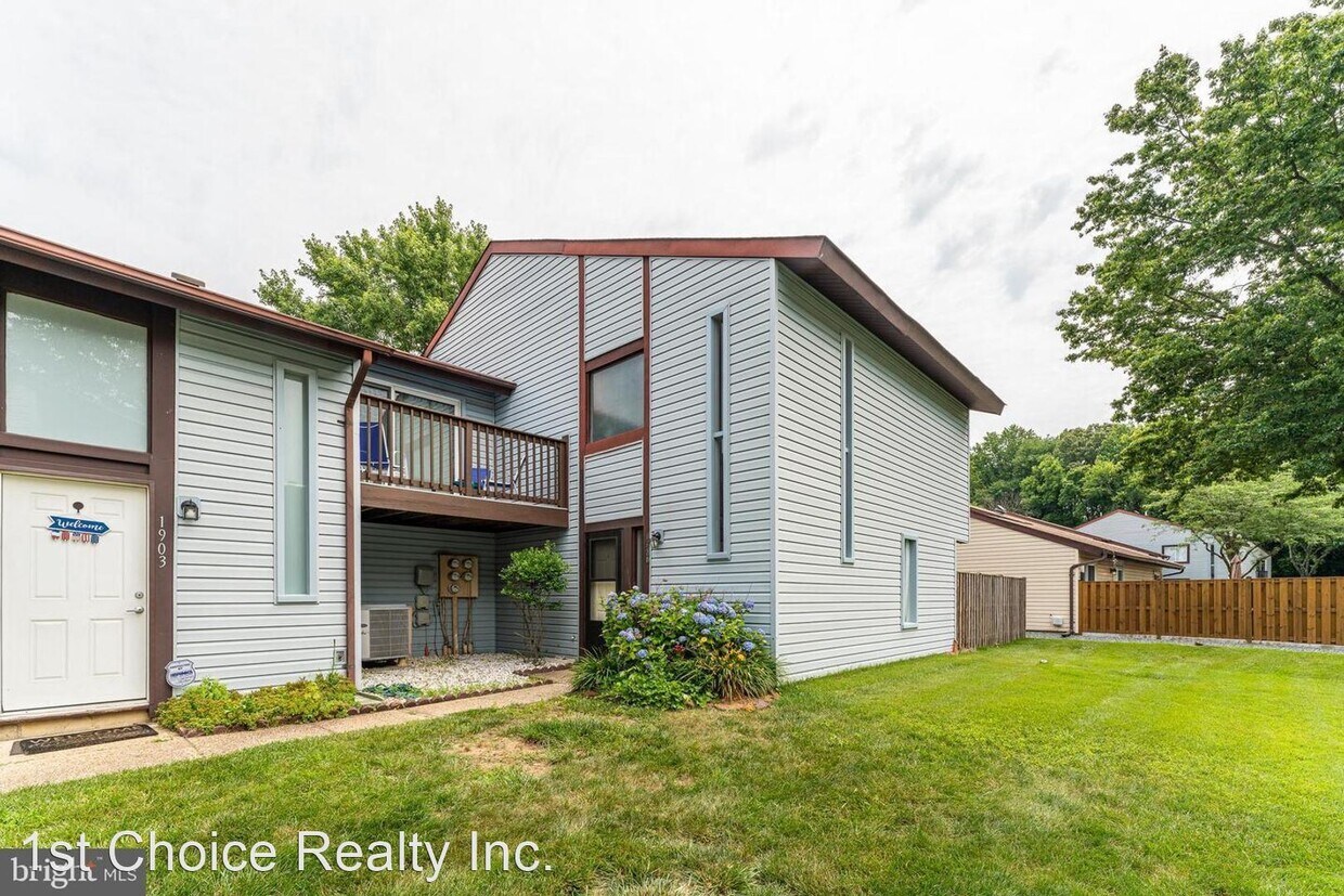 2 br, 1 bath House 1907 Seven Oaks Terrace House Rental in Crofton