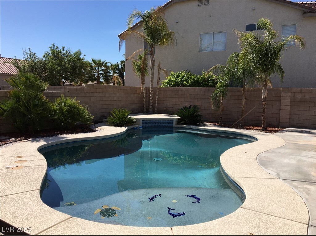 Foto principal - 8045 Mosaic Harbor Ave