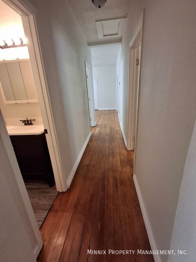 Foto del edificio - 22931 Compound Rd