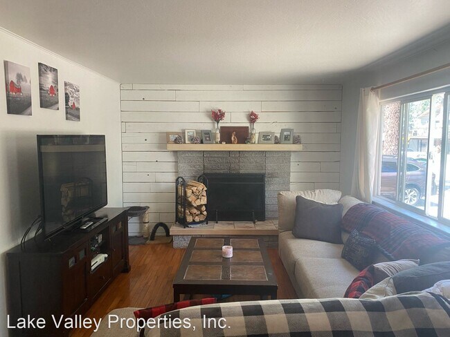 Foto del edificio - 2 br, 1 bath House - 732 San Francisco Avenue