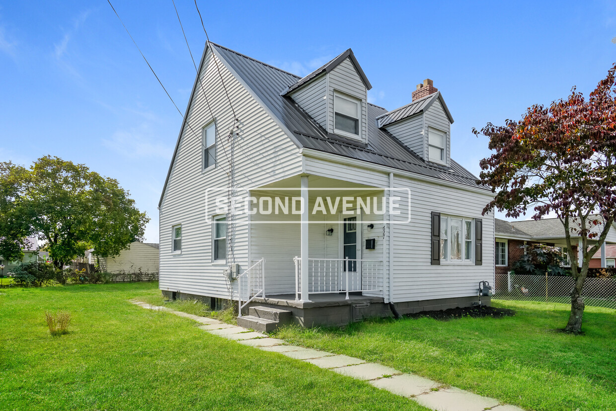 Primary Photo - 627 Speers Ave