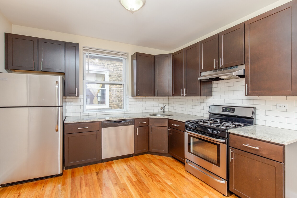 Primary Photo - 4843 N Wolcott Ave