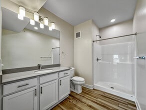 Building Photo - Stratford Pointe