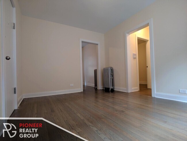 Foto del edificio - 2649 N Spaulding Ave