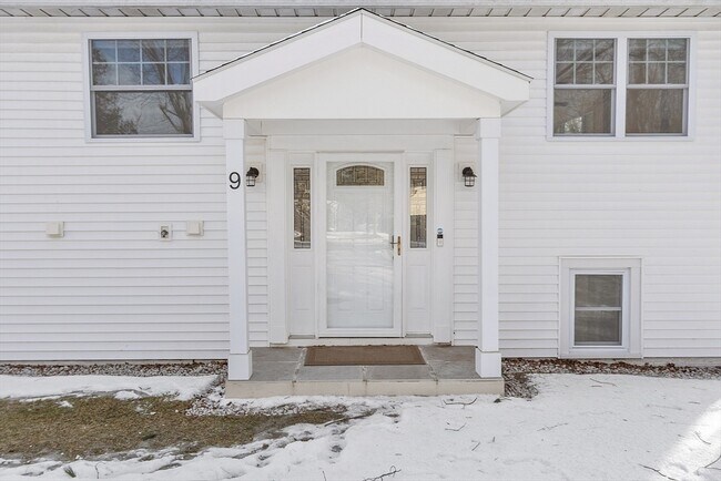 Foto del edificio - 9 West Rd