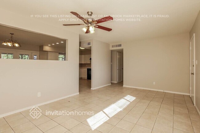 Building Photo - 3514 W Royal Palm Rd