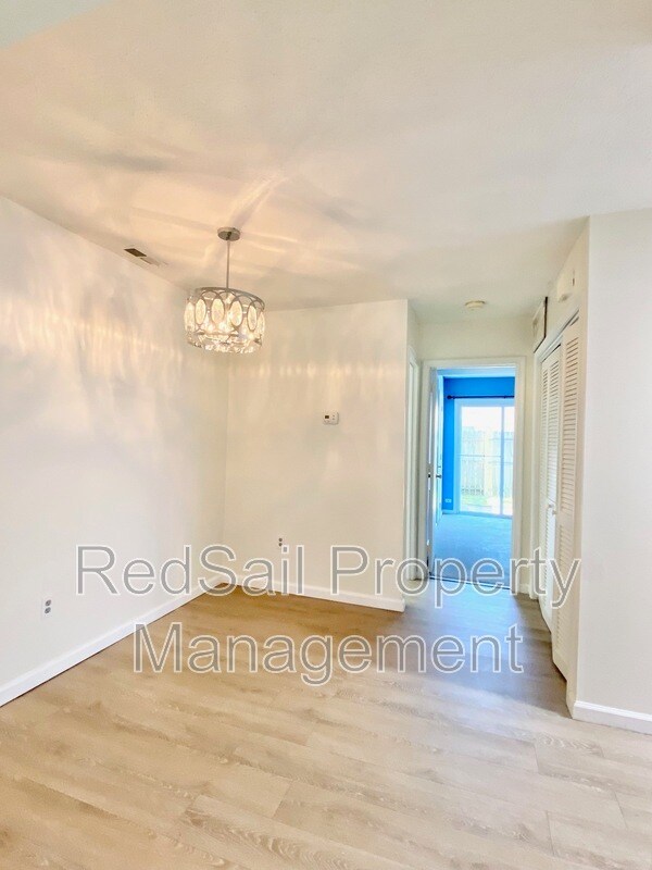 Foto del edificio - 109 Parkway Dr