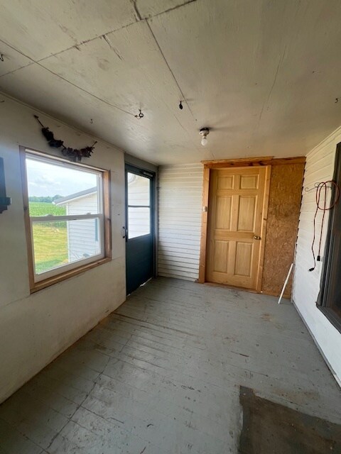 Building Photo - 5382 Olivesburg-Fitchville Rd