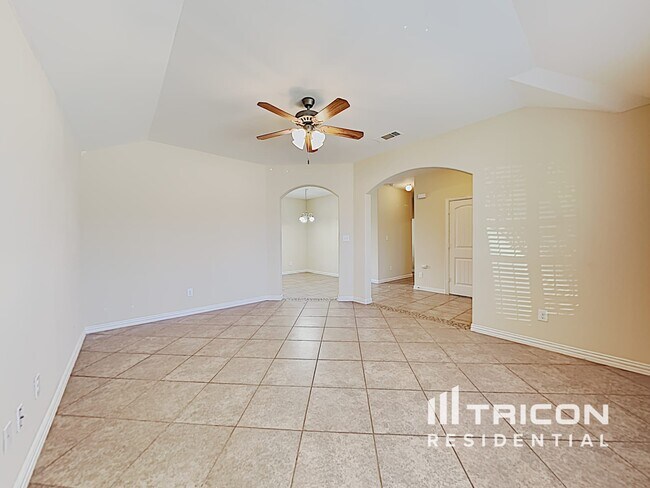 Foto del edificio - 12436 Hunters Mill Trail Burleson TX