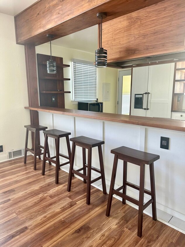 Building Photo - Modern Ranch in the Heart of Windsor!