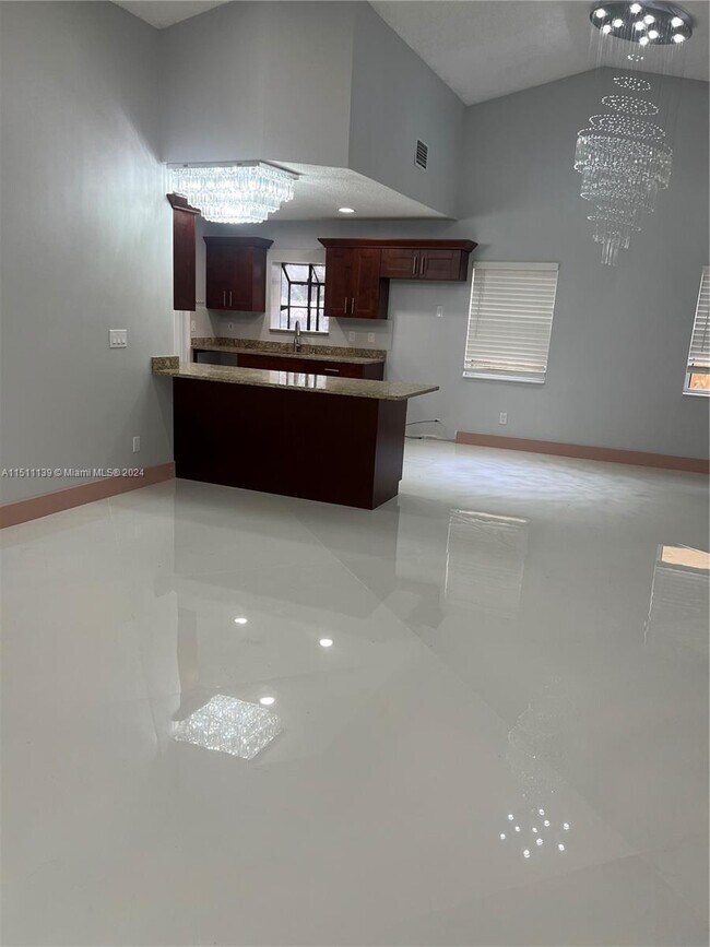 Foto del edificio - 228 SE 9th St