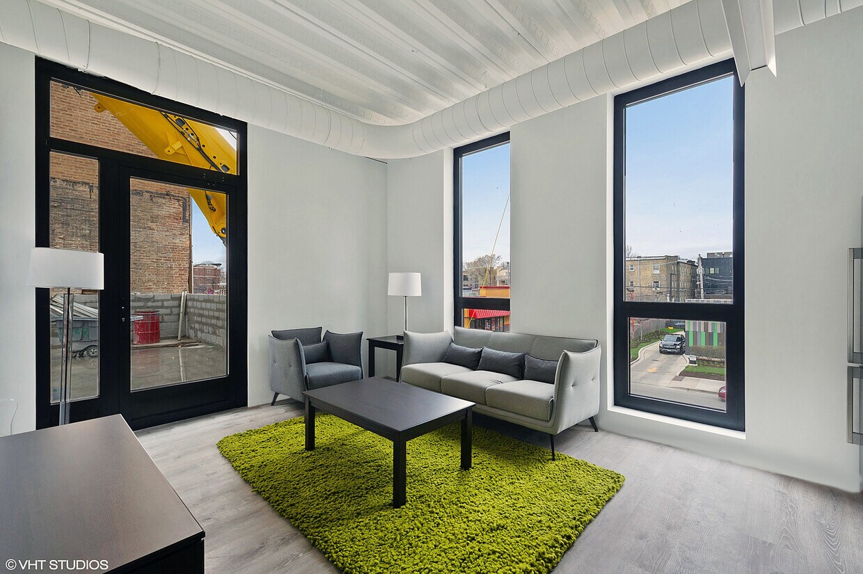Foto principal - 1135 W Sheridan Rd