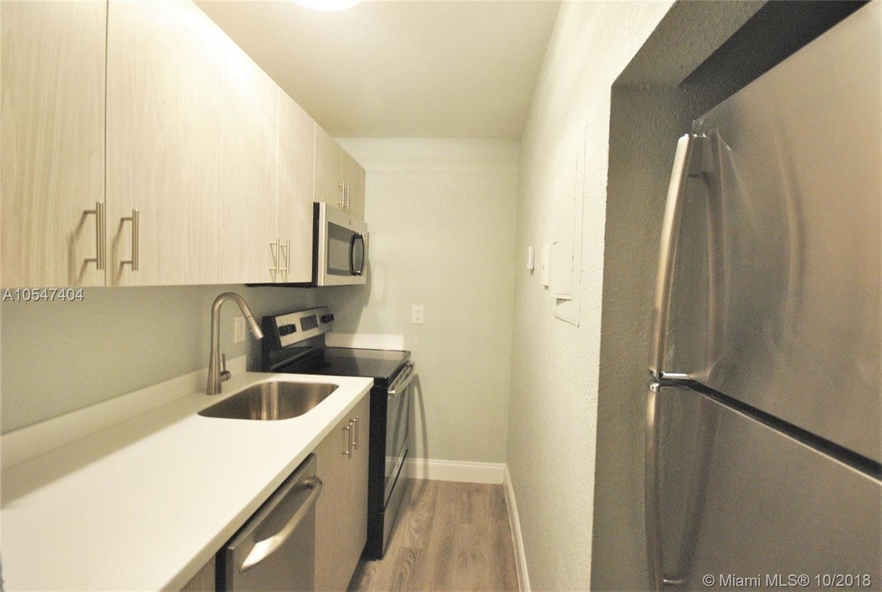 Foto principal - 701 Euclid Ave