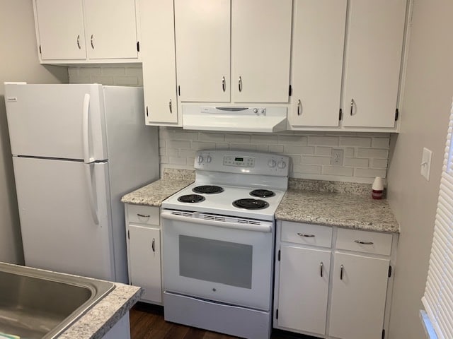 Foto del edificio - 3320 Lupine Dr