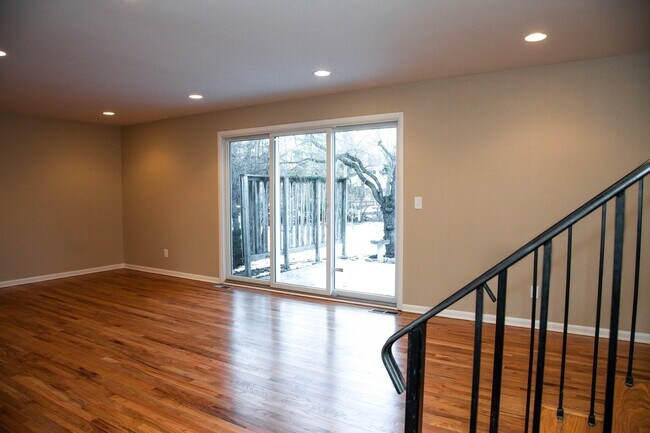 Foto del edificio - 2601 Esch Ave
