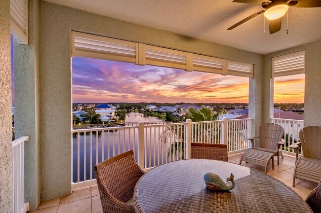 Building Photo - 1200 Cinnamon Beach Way