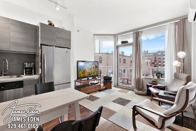 Foto principal - 40 N 4th St