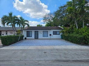 Building Photo - 5428 SW 131st Ct