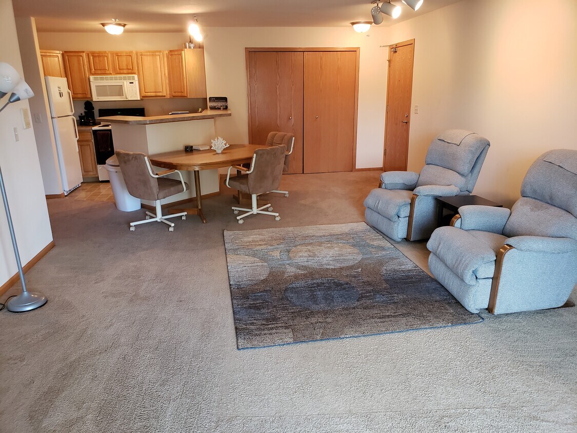 Foto principal - 880 Garden Dr
