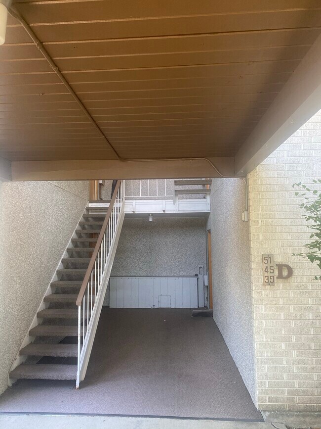 Foto del edificio - 1220 NW State St