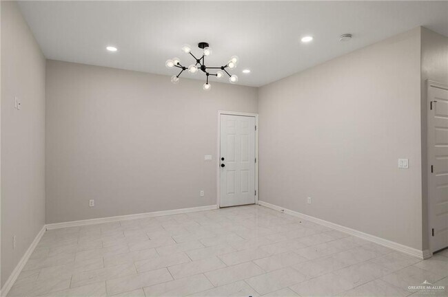 Foto del edificio - 20 Larkspur Ave