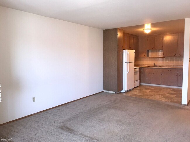 Foto del edificio - 3125 Turk Blvd