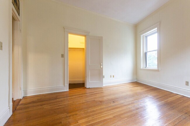Photo - Fenway Studio No Broker Fee - Modern FInis... Apartment