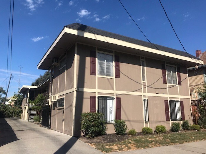 725 N San Joaquin St Unit 7, Stockton, CA 95202 Apartment for Rent in