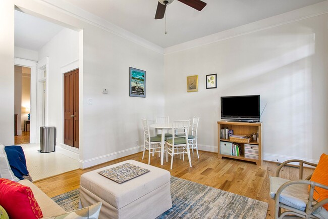 Foto del edificio - 1831 W Grace St