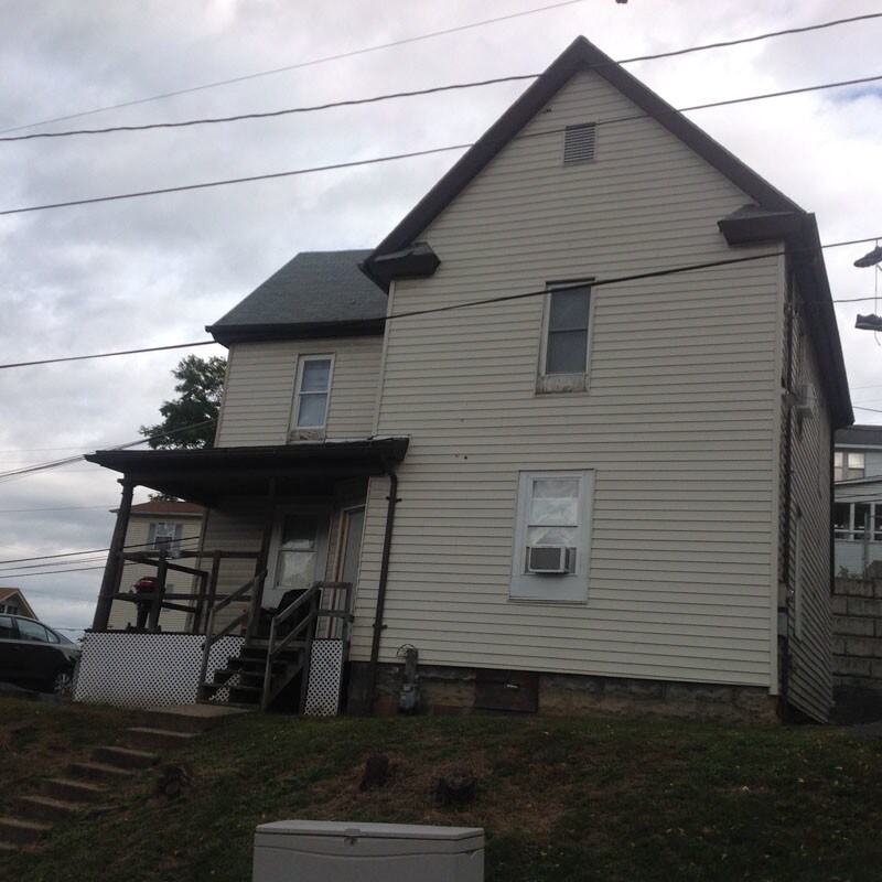 709 Naomi St, WV 26505 House Rental in WV