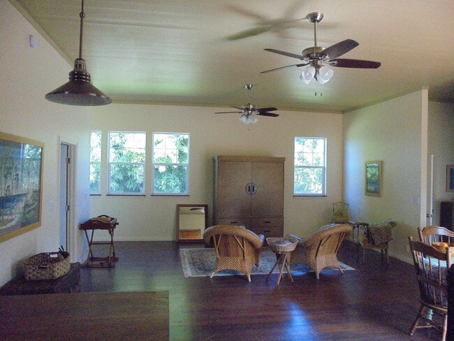 Building Photo - Beautiful Historic Home on the Hamakua Coast
