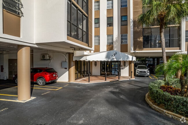 Paradise Island Towers