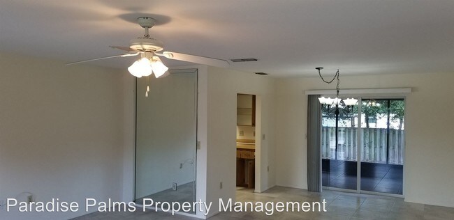 Foto del edificio - 1245 N Lockwood Ridge Rd