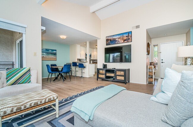 Foto del edificio - Luxurious Coastal Condo Escape in Carlsbad