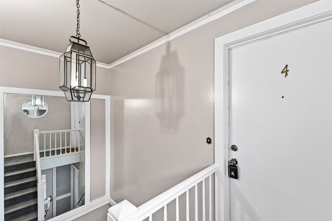 Foto del edificio - 2501 Marilee Ln