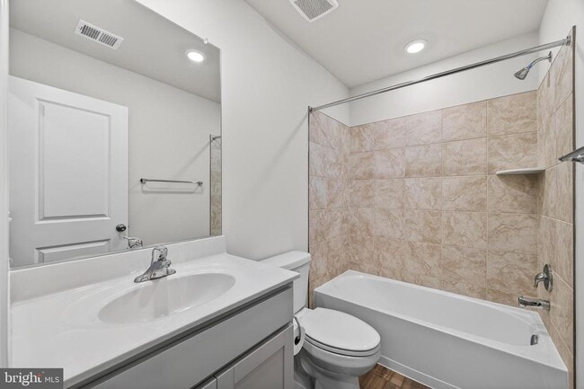 Building Photo - 63 Rolling Branch Dr