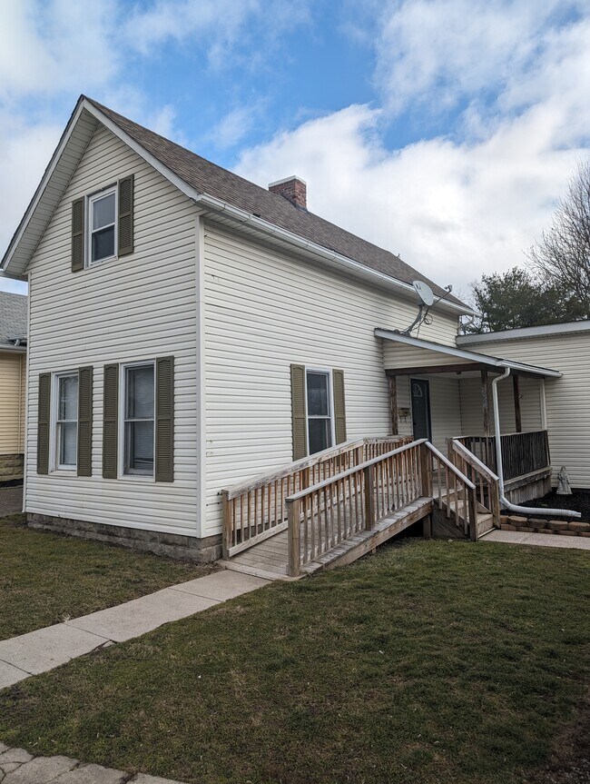 Front of house with ADA ramp - 244 N 10th St