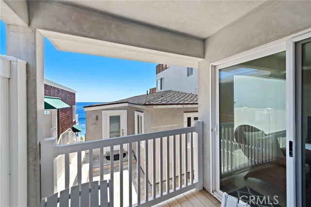 Building Photo - 1055 Gaviota Dr